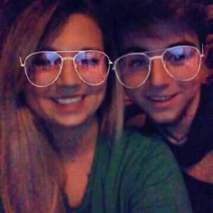 Meet your Posher, Hunter